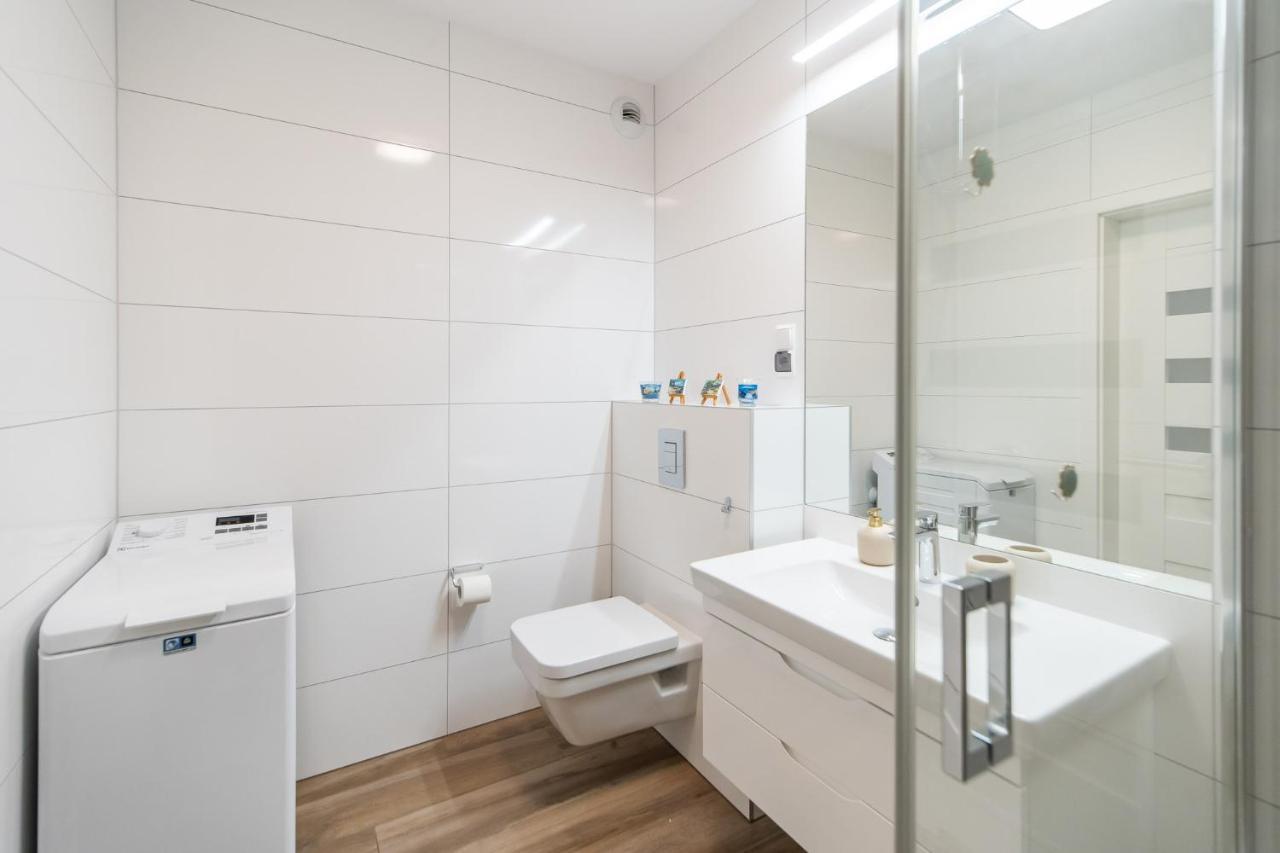 Apartamenty Fenomen - Baltic, Nadmorskie Tarasy, Free Parking, Swimming Pool, Sauna And Other! 코워브제크 외부 사진