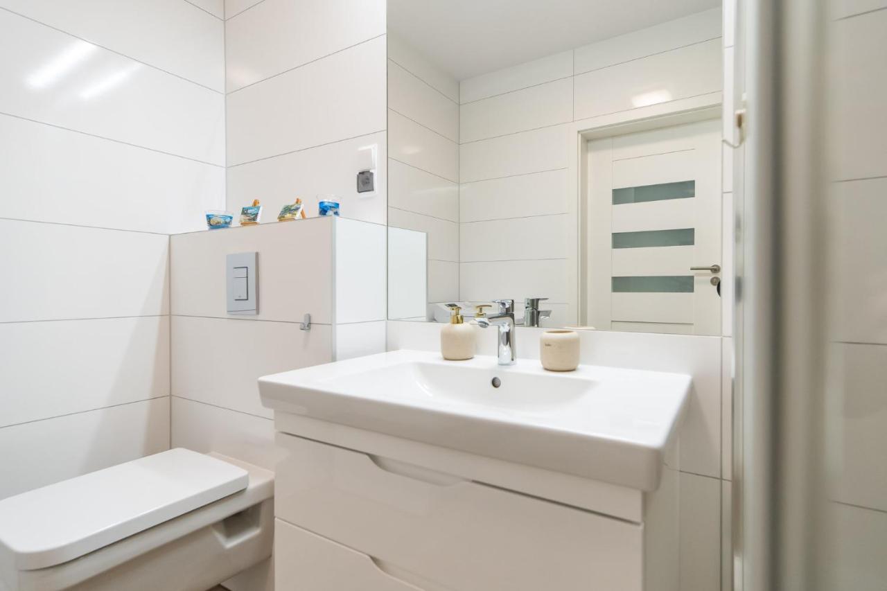 Apartamenty Fenomen - Baltic, Nadmorskie Tarasy, Free Parking, Swimming Pool, Sauna And Other! 코워브제크 외부 사진